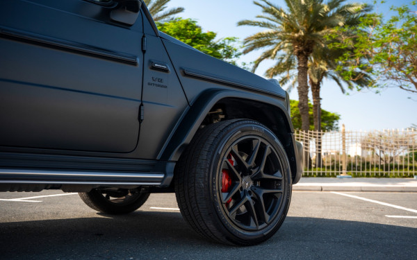 Matte Black Mercedes G63 AMG Photo 12