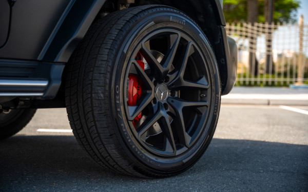 Matte Black Mercedes G63 AMG Photo 13