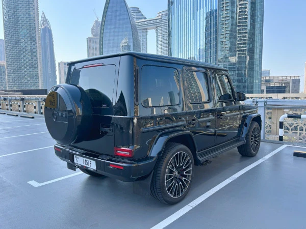 Black Mercedes G63 Photo 7