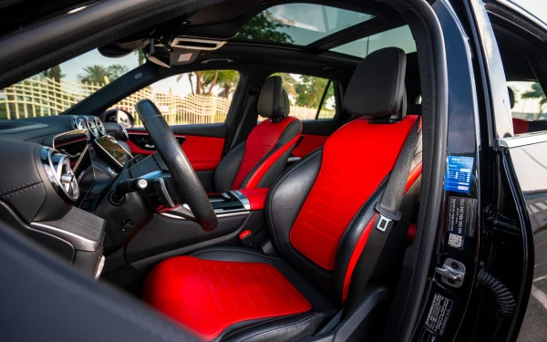 Zwart Mercedes GLC 200 SUV Photo 7