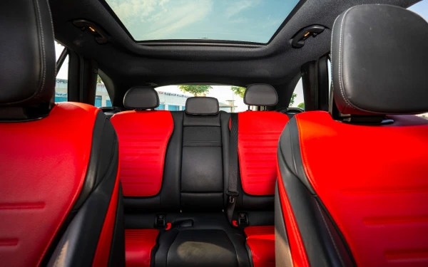 Zwart Mercedes GLC 200 SUV Photo 14