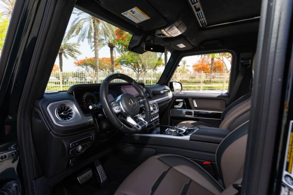 Green Mercedes G63 AMG Photo 5
