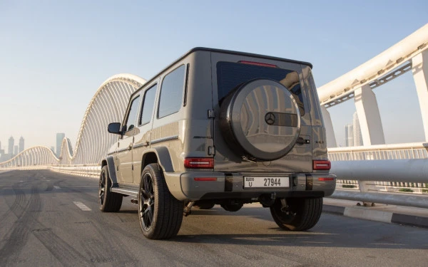 Grey Mercedes G63 AMG Photo 3