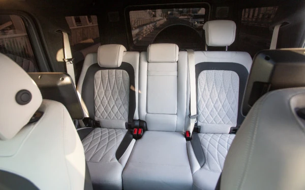 Grey Mercedes G63 AMG Photo 6