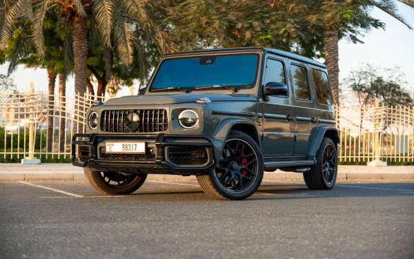 Grey Mercedes G63 AMG Photo 13