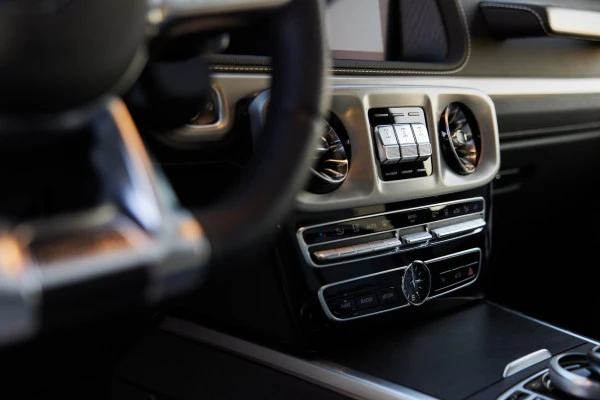 Gris Mercedes G63 AMG Photo 11