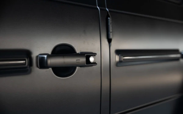 Matte Black Mercedes G63 AMG Photo 4