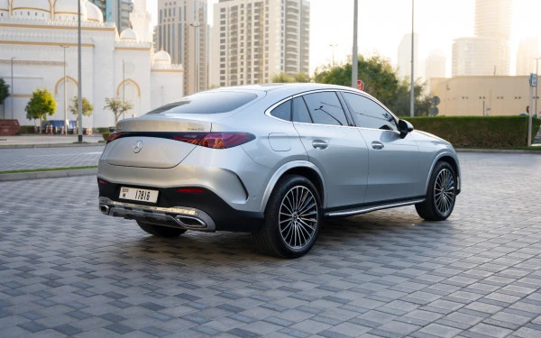 Zilver Mercedes GLC 300 Photo 3