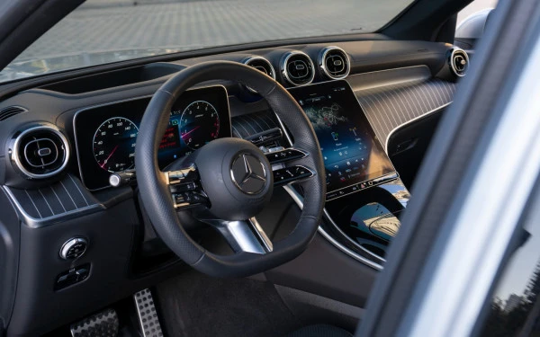 Zilver Mercedes GLC 300 Photo 6