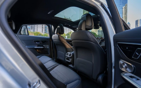 Zilver Mercedes GLC 300 Photo 7