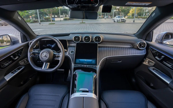 Zilver Mercedes GLC 300 Photo 8