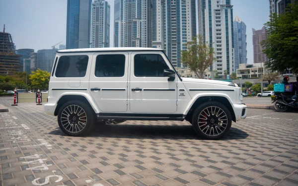 أبيض مرسيدس G63 AMG Photo 3